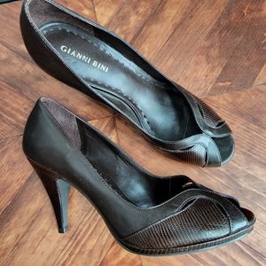 Women's Gianni Bini heels size 8.5